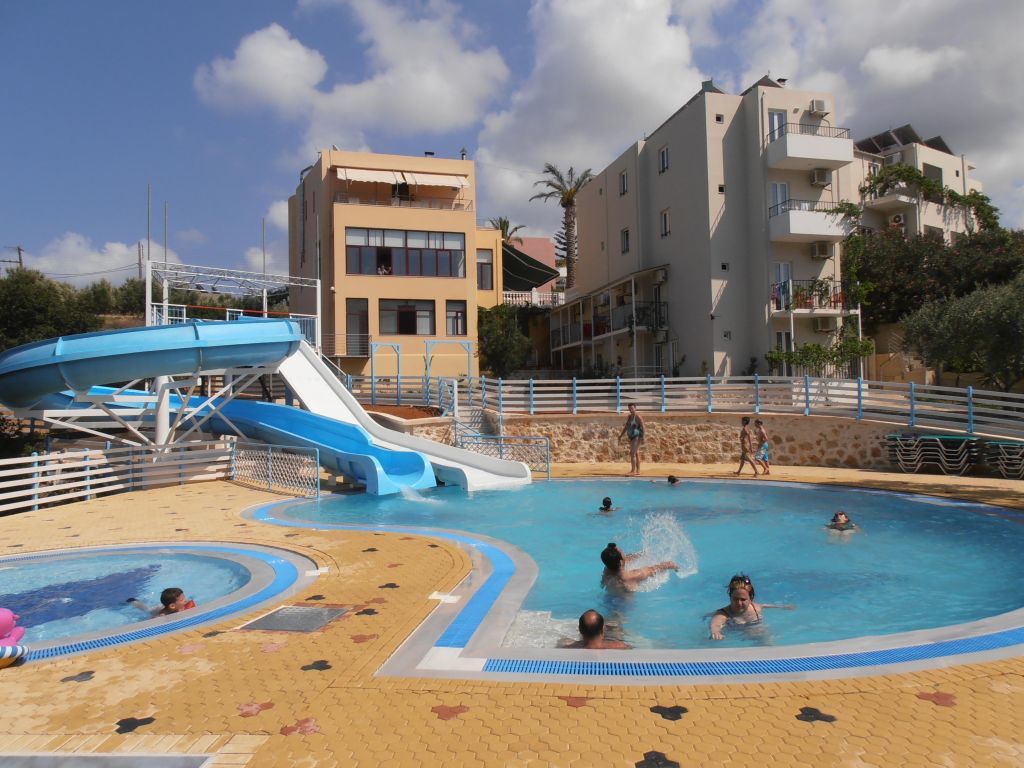 Bellos Hotel Apartments Hersonissos  Dış mekan fotoğraf